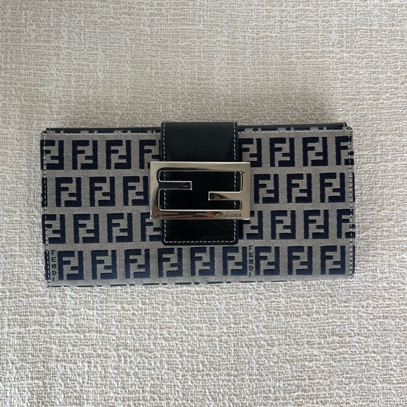 Fendi Zucca Monogram Dark Blue Clutch Wallet - Picture 2 of 12
